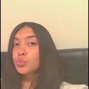 Meet your Posher, Karla